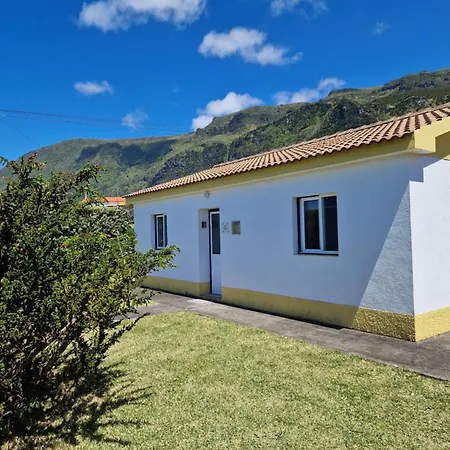 Casa Do Baixio Feriehus Faja Grande
